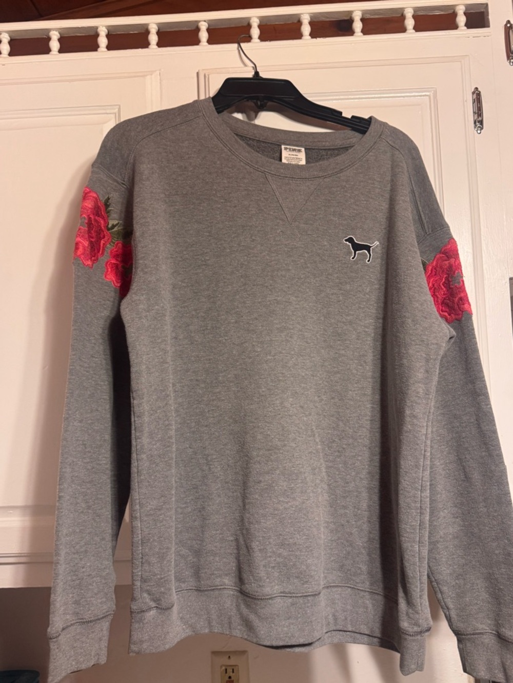 PINK Victoria's Secret embroidery Crewneck Sweatshirt size m